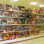 Торговые стеллажи универсальные