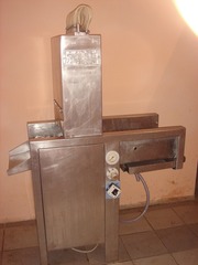 Продам инъектор Ruhle (Германия),  на 21 иголку,  для инъектирования мяс