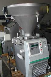 Продам шприц вакуумный роторный Vemag Robby-2 (Германия)