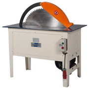 Циркулярная пила Zenitech DC 700