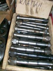 Продаем Болт шатуный с гайкой 6Ч18/22