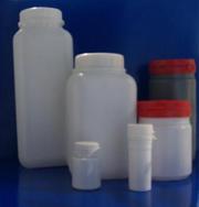 Флаконы, мерные ложки и стаканы, контейнеры и баночки