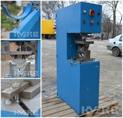 Пресс для изготовления полукруглого конька