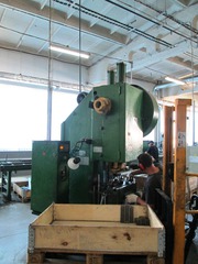 продаємо прес механічний КД 2326М