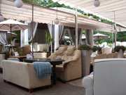 Современный действующий ресторан 