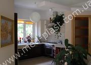 Компания постоянно производит/продаёт столярные изделия