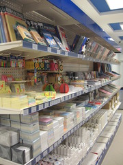 Продам торговое оборудование по выгодной цене Украина