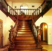 Столбы деревянные резные в Харькове