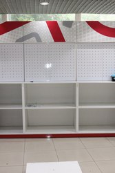 Торговое оборудование (мебель) в идеальном состоянии