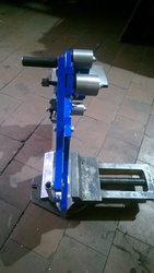 Гриндер-шлифовальный станок.