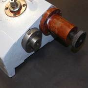 Бабка задняя круглошлифовального станка модели 3М152