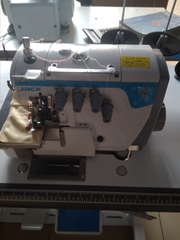 Оверлок швейная промышленная машина Jack и Juki