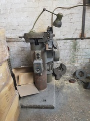 Точило для заточки резцов