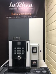 Кaвoвi мaшини laRhea та cуперавтомати Rheavendors по типу тейблтоп. 